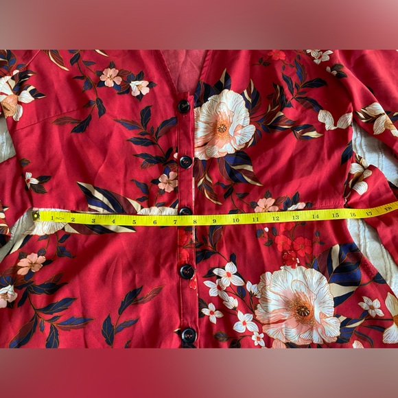 Sadie & Sage Floral Dress - Picture 11 of 15